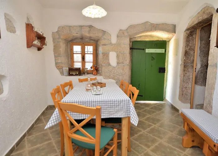 בית נופש House Mikleus