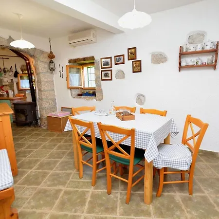 Prázdninový dům House Mikleus *