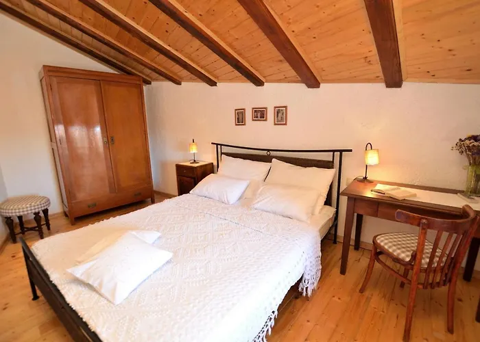 House Mikleus * Lovran