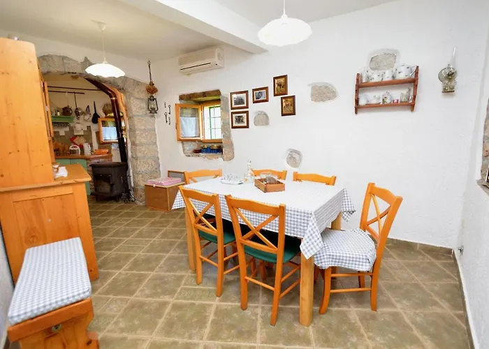 Vakantiehuis House Mikleus *