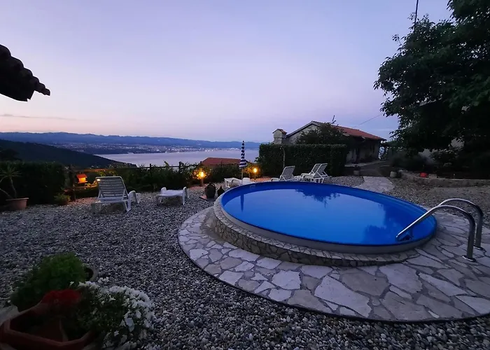Vakantiehuis House Mikleus